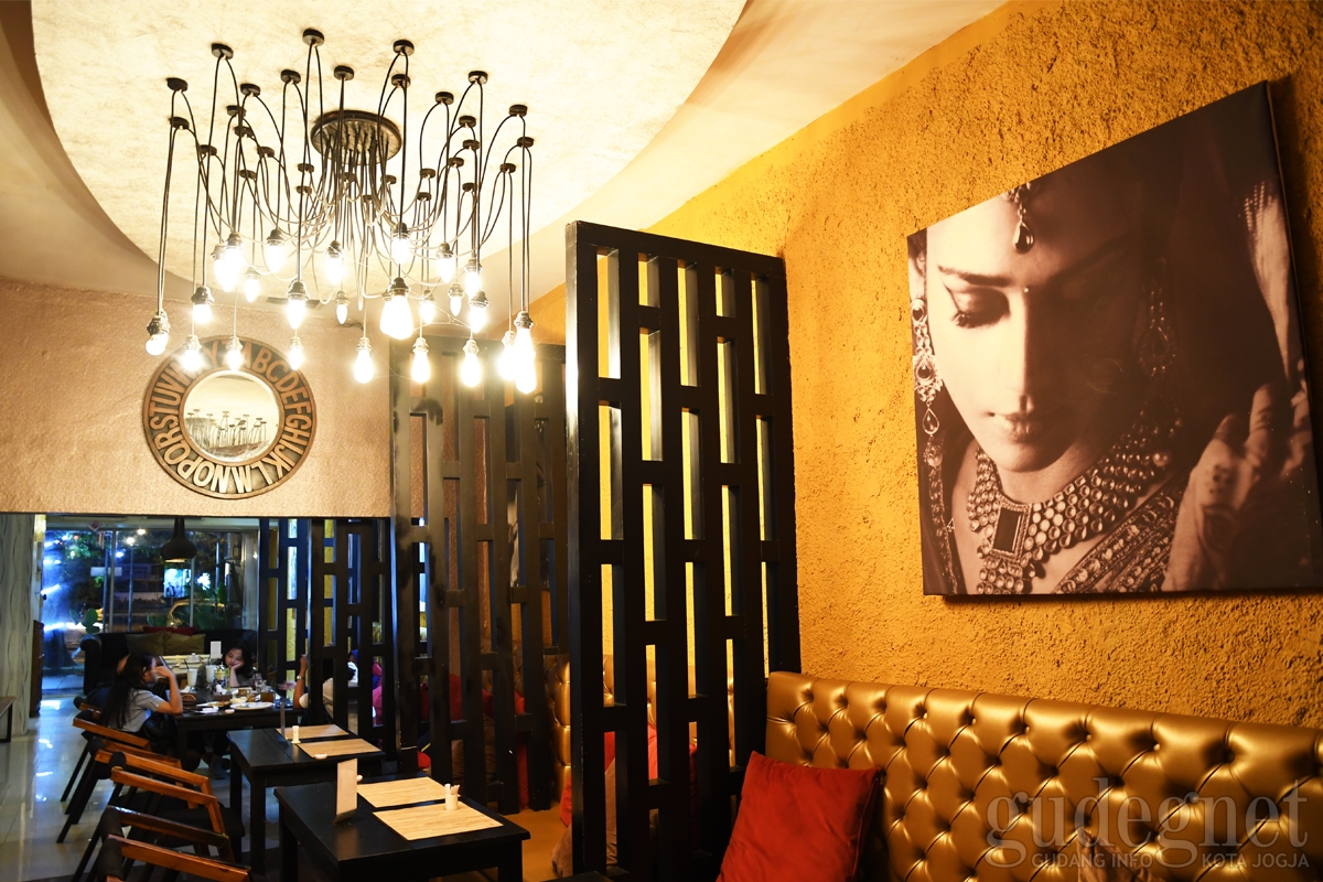 Mantra Indian Kitchen, Ledakan Eksotisme India di Mulut Mantra Indian Kitchen, Ledakan Eksotisme India di Mulut
