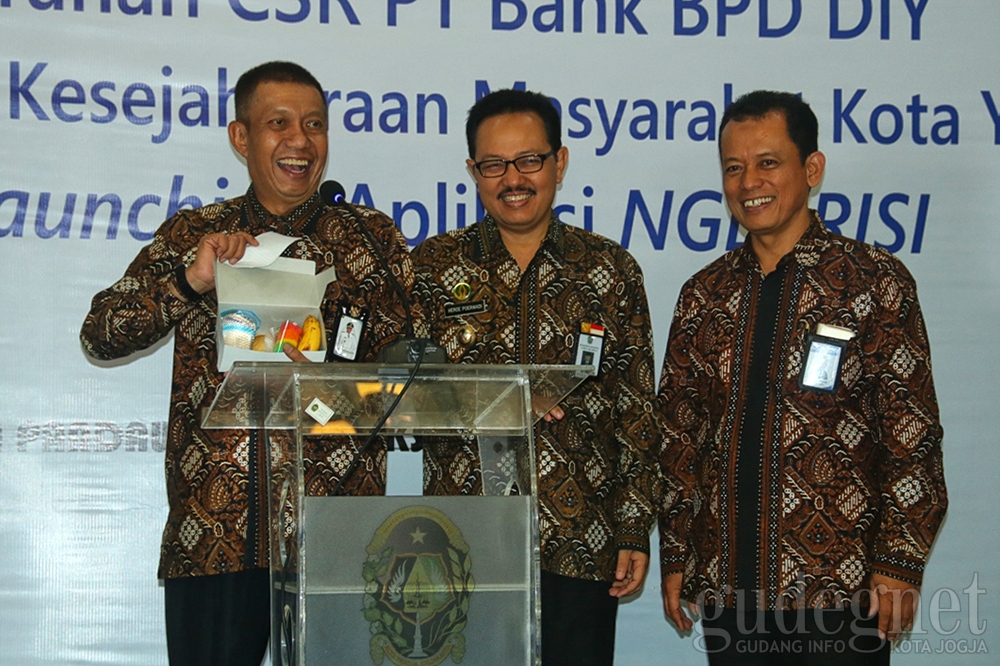 NGLARISI, Aplikasi Kuliner Pendukung Usaha Mikro NGLARISI, Aplikasi Kuliner Pendukung Usaha Mikro