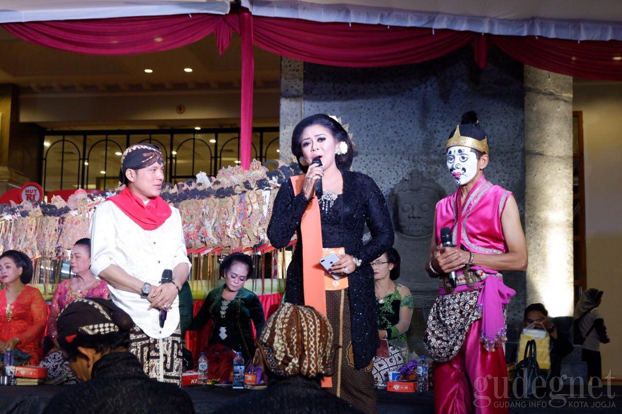 Semarakkan Bulan Agustus, SCH Hadirkan Pagelaran Wayang Kulit Semarakkan Bulan Agustus, SCH Hadirkan Pagelaran Wayang Kulit