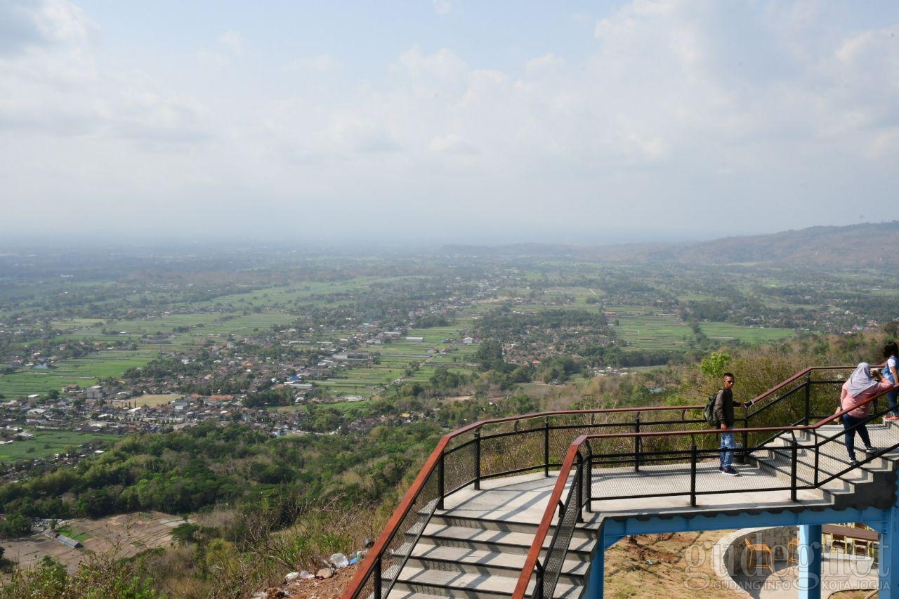 He Ha Sky View, Viral Spot Foto Cantik di Jogja Lantai Dua He Ha Sky View, Viral Spot Foto Cantik di Jogja Lantai Dua