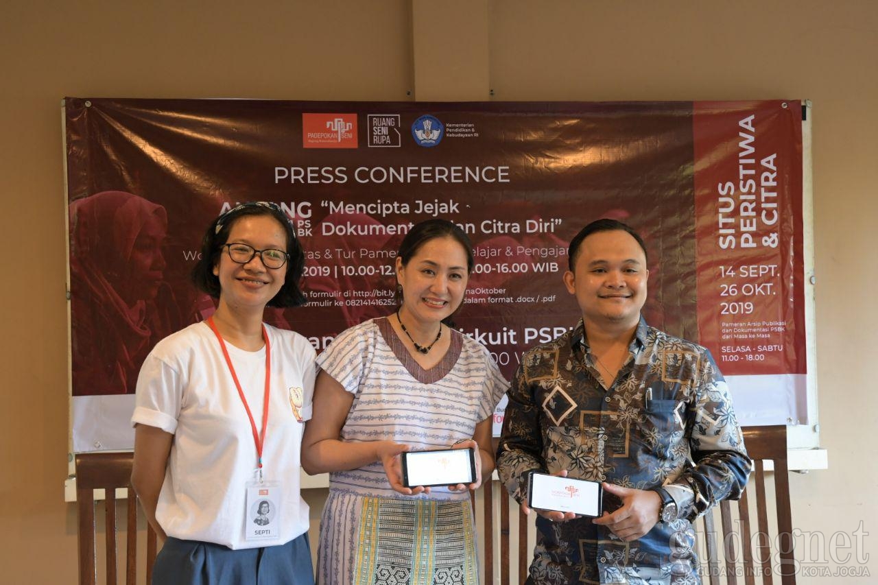 Bagong Kussudiardja Hidup Kembali Bagong Kussudiardja Hidup Kembali