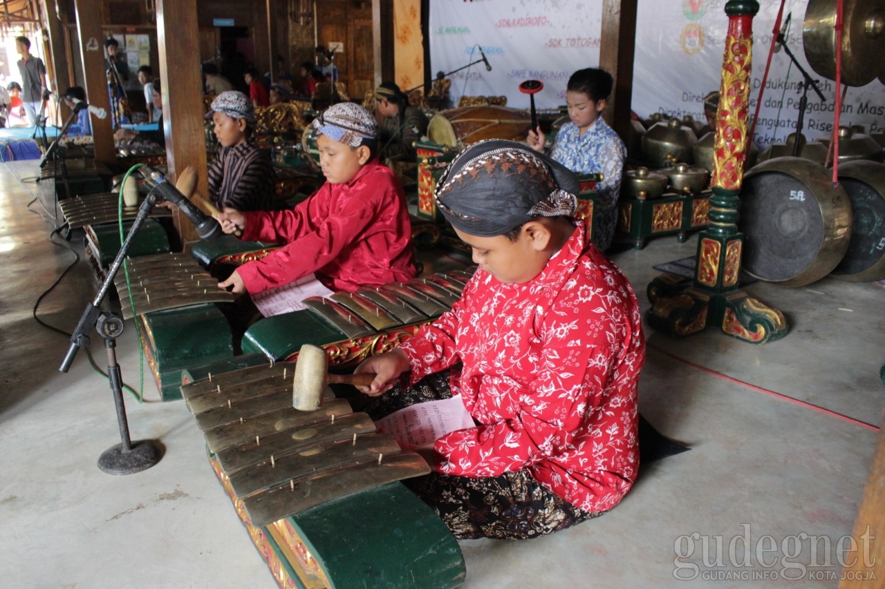 FISIP UAJY Gelar Workshop dan Festival Gamelan FISIP UAJY Gelar Workshop dan Festival Gamelan