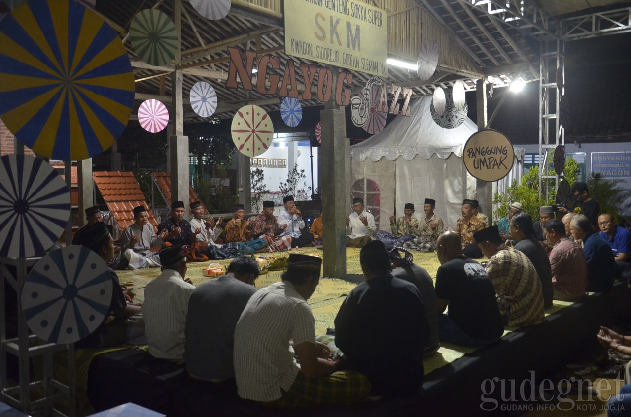 Warga Kwagon Gelar Tumpengan, Berdoa untuk Ngayogjazz dan Mendiang Djaduk 