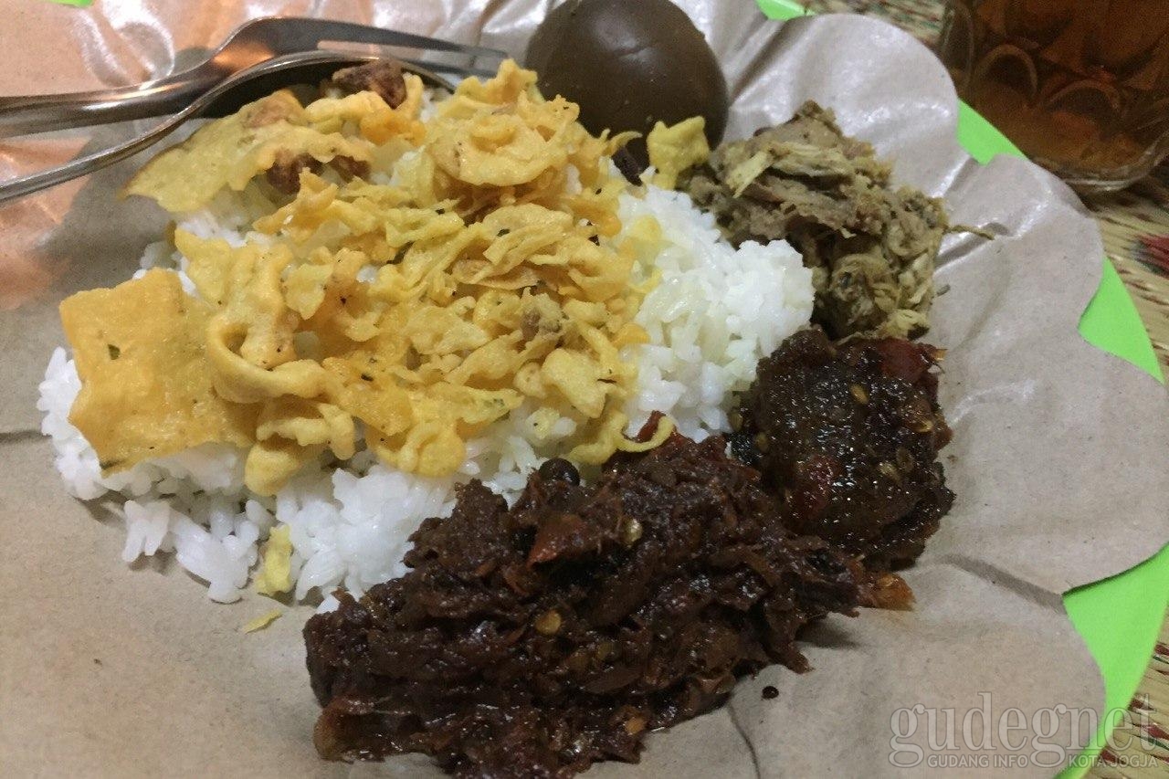 Gudeg Blendi Moys, Kombinasi Mantap Gurih dan Pedas Gudeg Blendi Moys, Kombinasi Mantap Gurih dan Pedas