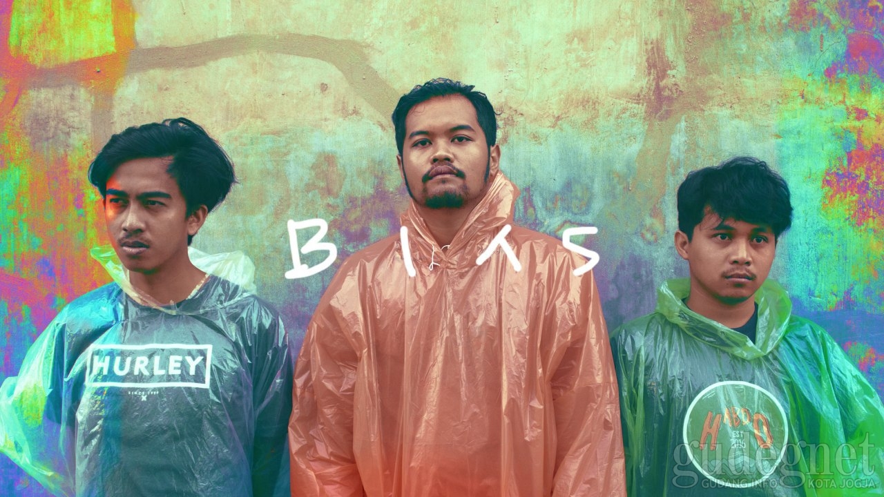 Bias Rilis Video Sepulang dari Kanada Bias Rilis Video Sepulang dari Kanada