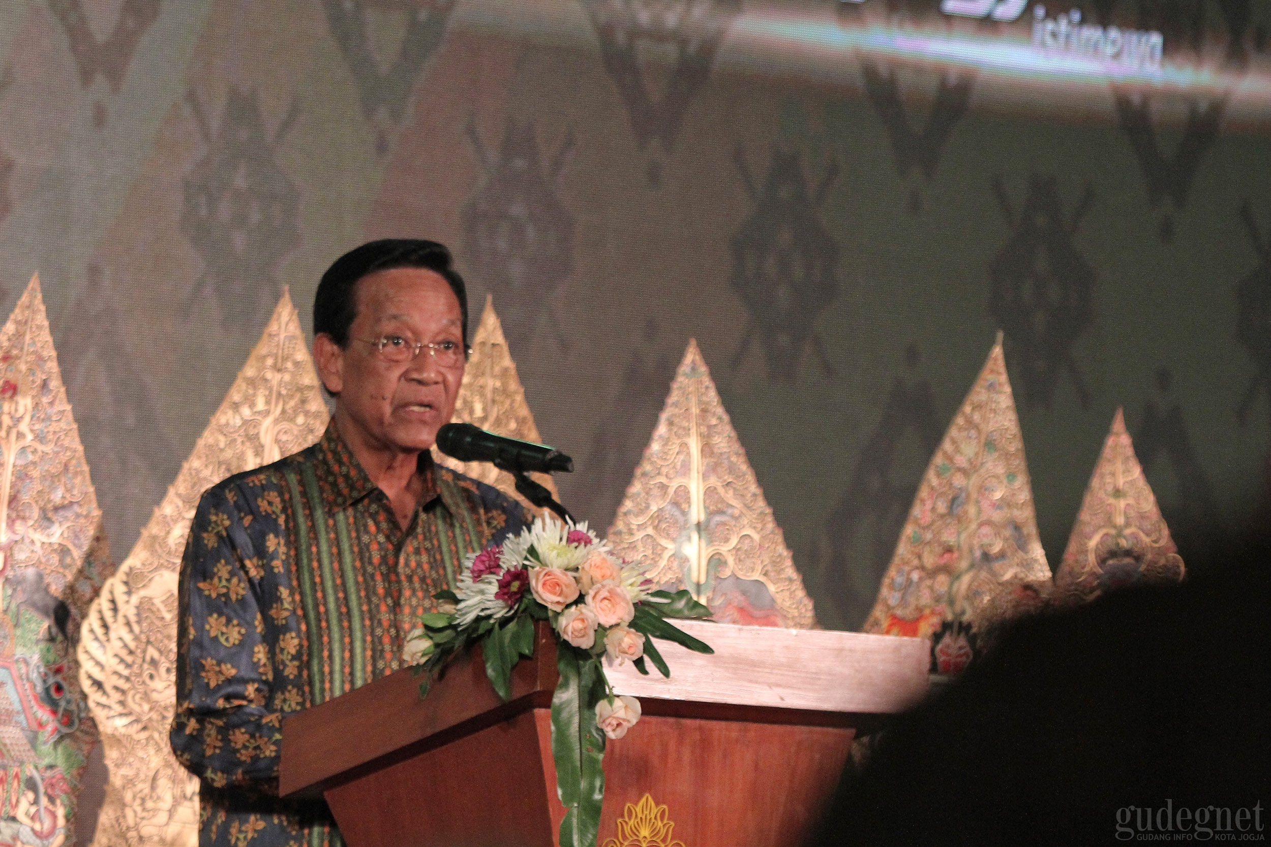 Instruksi Sultan Tentang Penanganan Corona di DIY