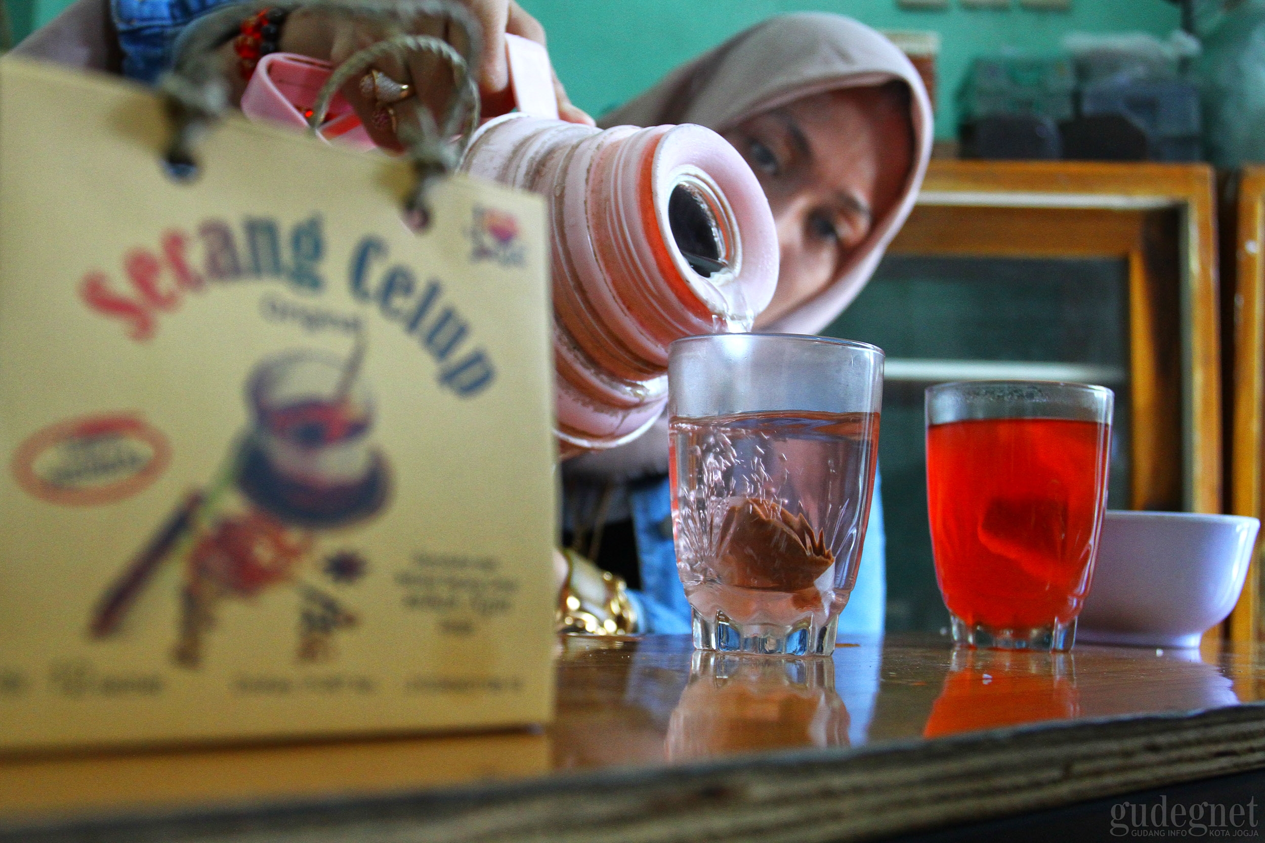 Secang Celup Mbah Ngin, Empon-empon Siap Saji Secang Celup Mbah Ngin, Empon-empon Siap Saji