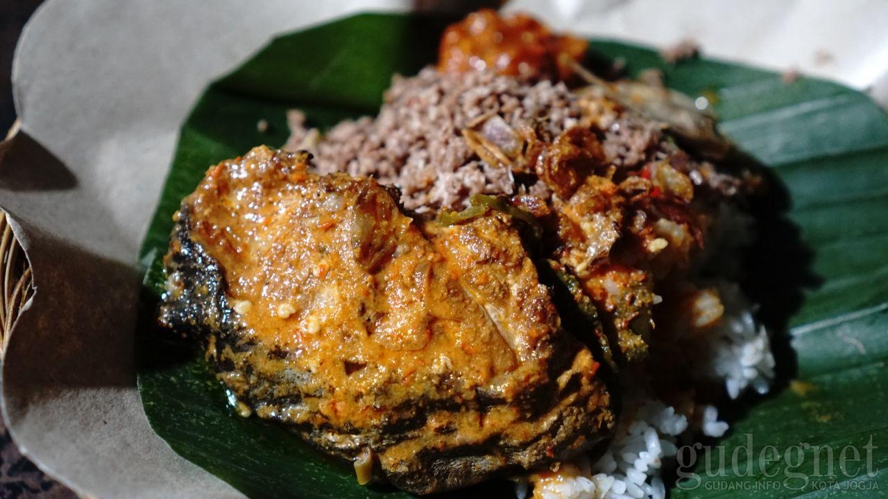 Sego Megono Bu Ari Kuliner Kaki Lima Gurih Pedas Sego Megono Bu Ari Kuliner Kaki Lima Gurih Pedas