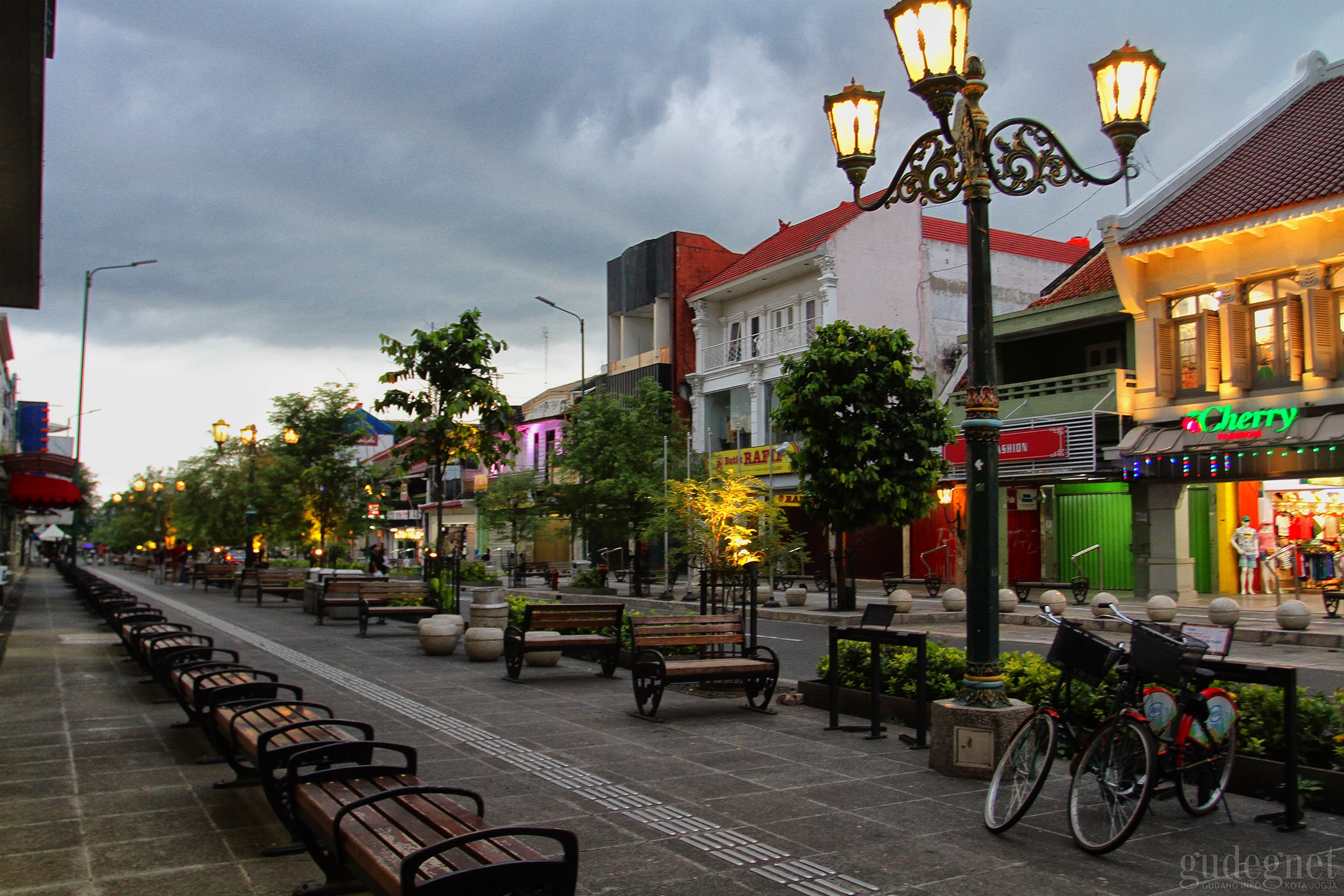 Malioboro Tambah Sepi Setelah Penetapan Tanggap Darurat Corona DIY Malioboro Tambah Sepi Setelah Penetapan Tanggap Darurat Corona DIY