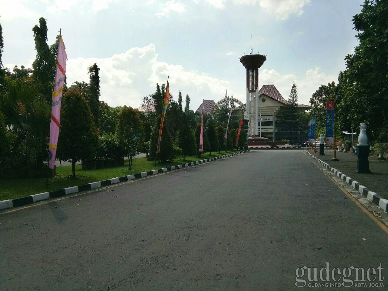UNY Terima 1.522 Maba Lewat SNMPTN UNY Terima 1.522 Maba Lewat SNMPTN