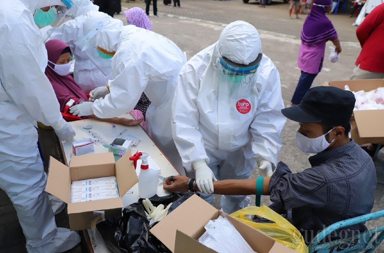 Dinkes dan PMI Selenggarakan Rapid Test di Ngemplak Dinkes dan PMI Selenggarakan Rapid Test di Ngemplak