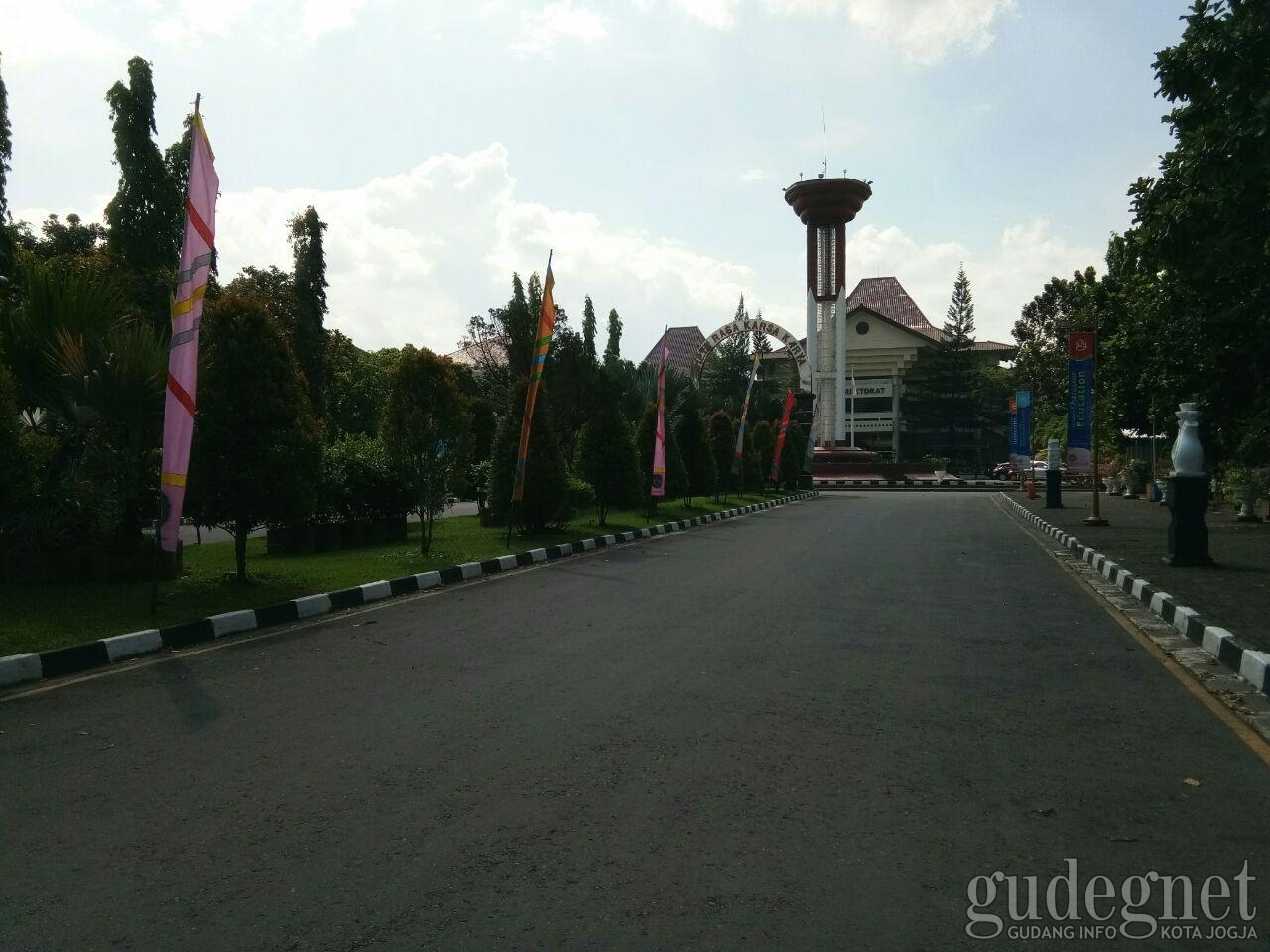 Ringankan Beban Mahasiswa, UNY Lakukan Penyesuaian UKT Ringankan Beban Mahasiswa, UNY Lakukan Penyesuaian UKT