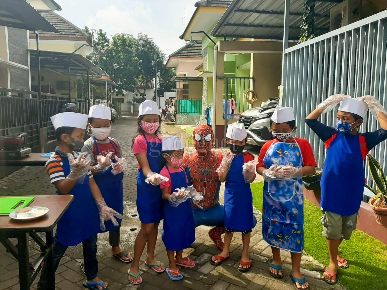 Dafam Fortuna Ajak Belajar Memasak di Rumah Bersama Spiderman Dafam Fortuna Ajak Belajar Memasak di Rumah Bersama Spiderman