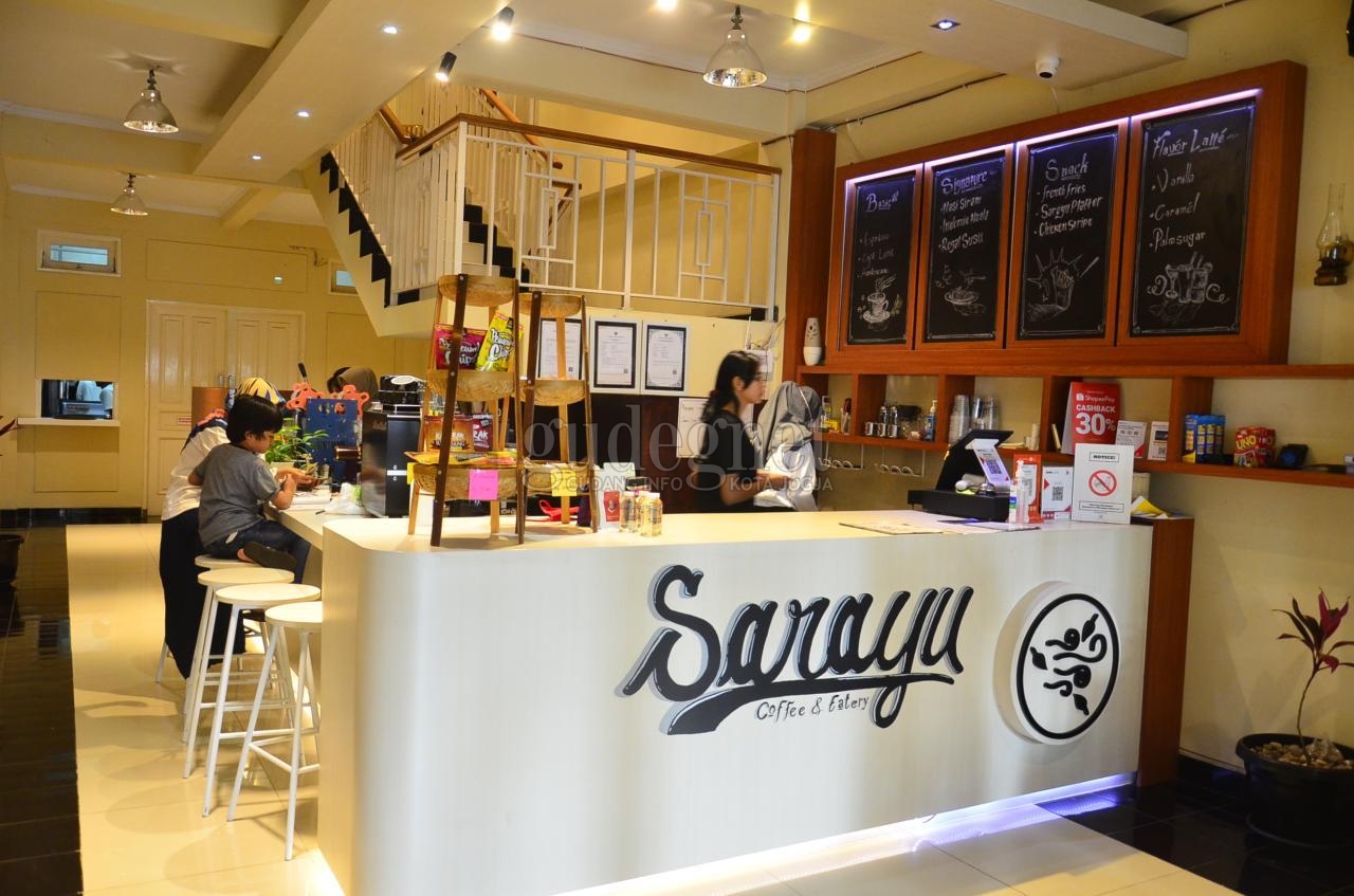 Sarayu Coffee, Ngopi dan Menikmati Sunset di Rooftop Sarayu Coffee, Ngopi dan Menikmati Sunset di Rooftop
