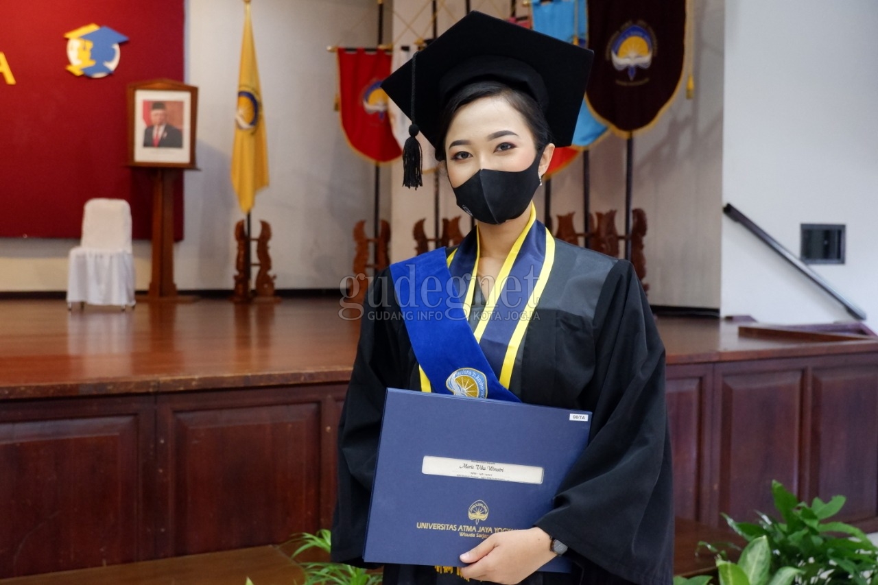 Selenggarakan Wisuda Daring Pertama Kali, UAJY Luluskan 786 Mahasiswa Selenggarakan Wisuda Daring Pertama Kali, UAJY Luluskan 786 Mahasiswa