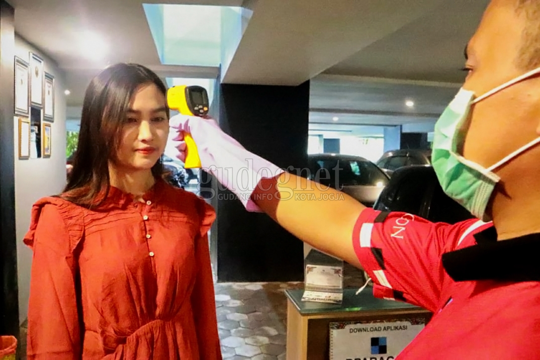 Jadi Klaster Covid-19, Prokes Kantor Telekomunikasi Sleman ini Diperketat Jadi Klaster Covid-19, Prokes Kantor Telekomunikasi Sleman ini Diperketat