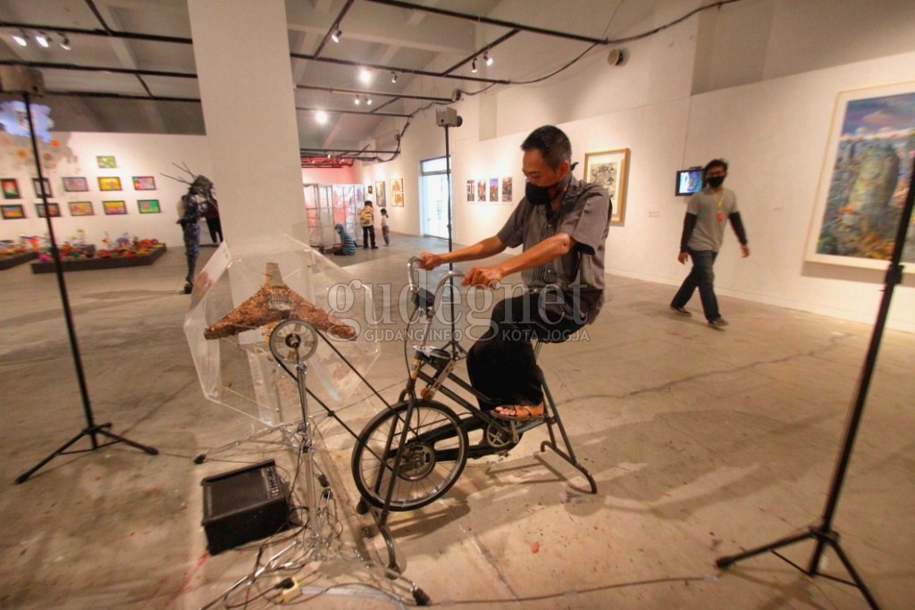 73 Seniman Lintas Seni Pamerkan Karya di Nandur Srawung#7 Wiwitan 73 Seniman Lintas Seni Pamerkan Karya di Nandur Srawung#7 Wiwitan