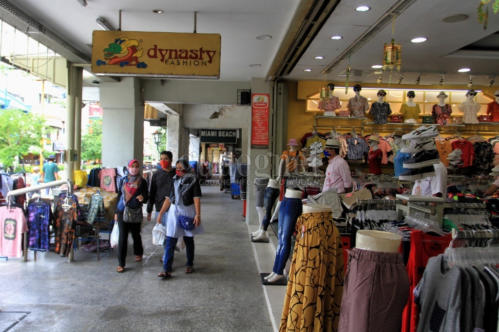 50 Pelaku Usaha DIY Langgar Prokes 50 Pelaku Usaha DIY Langgar Prokes