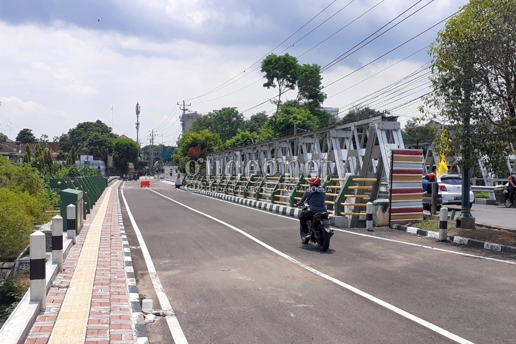 Jembatan Gembira Loka Siap Diuji Coba Desember Jembatan Gembira Loka Siap Diuji Coba Desember