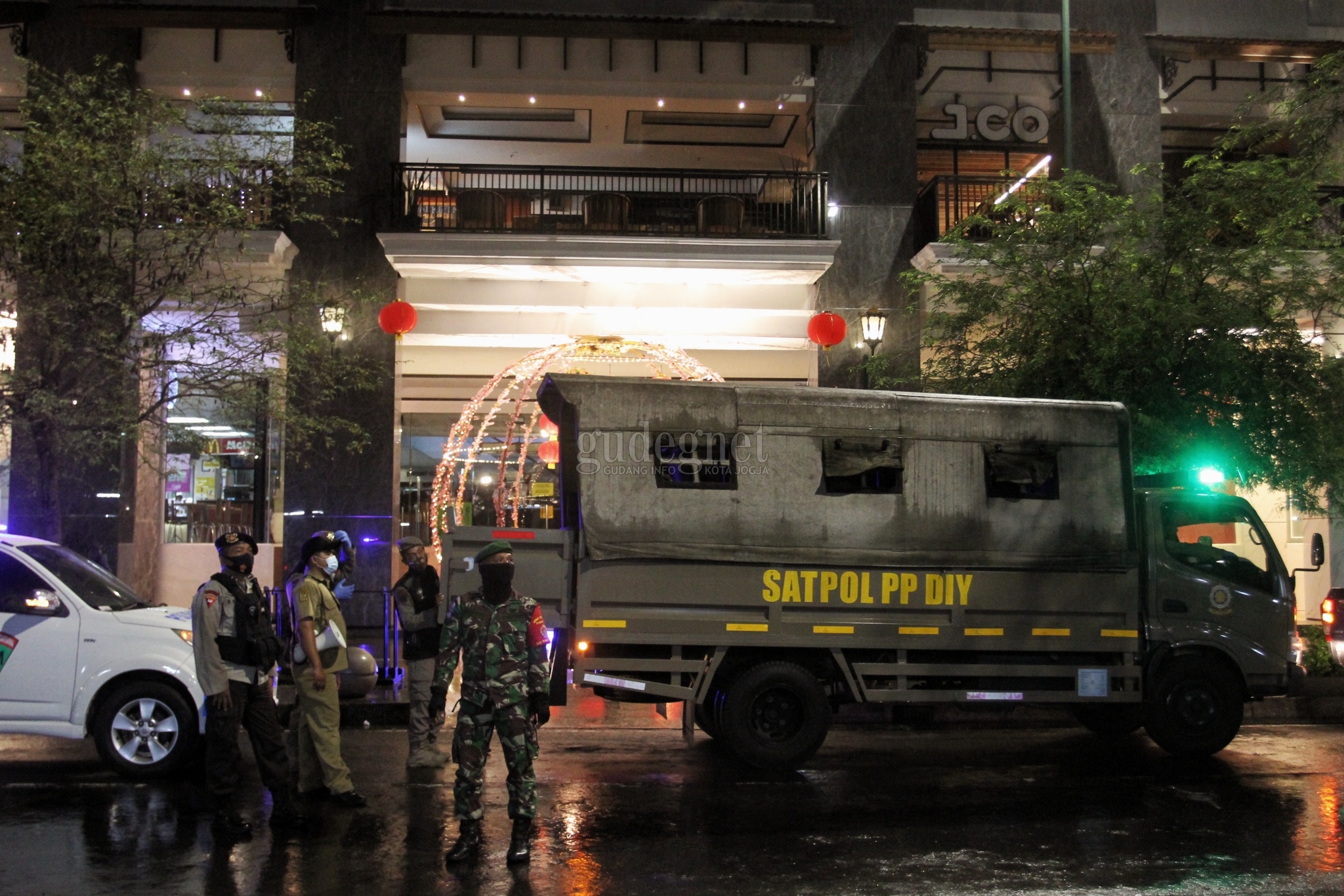 Temukan Pelanggaran PTKM, Lapor ke Nomor Ini Temukan Pelanggaran PTKM, Lapor ke Nomor Ini