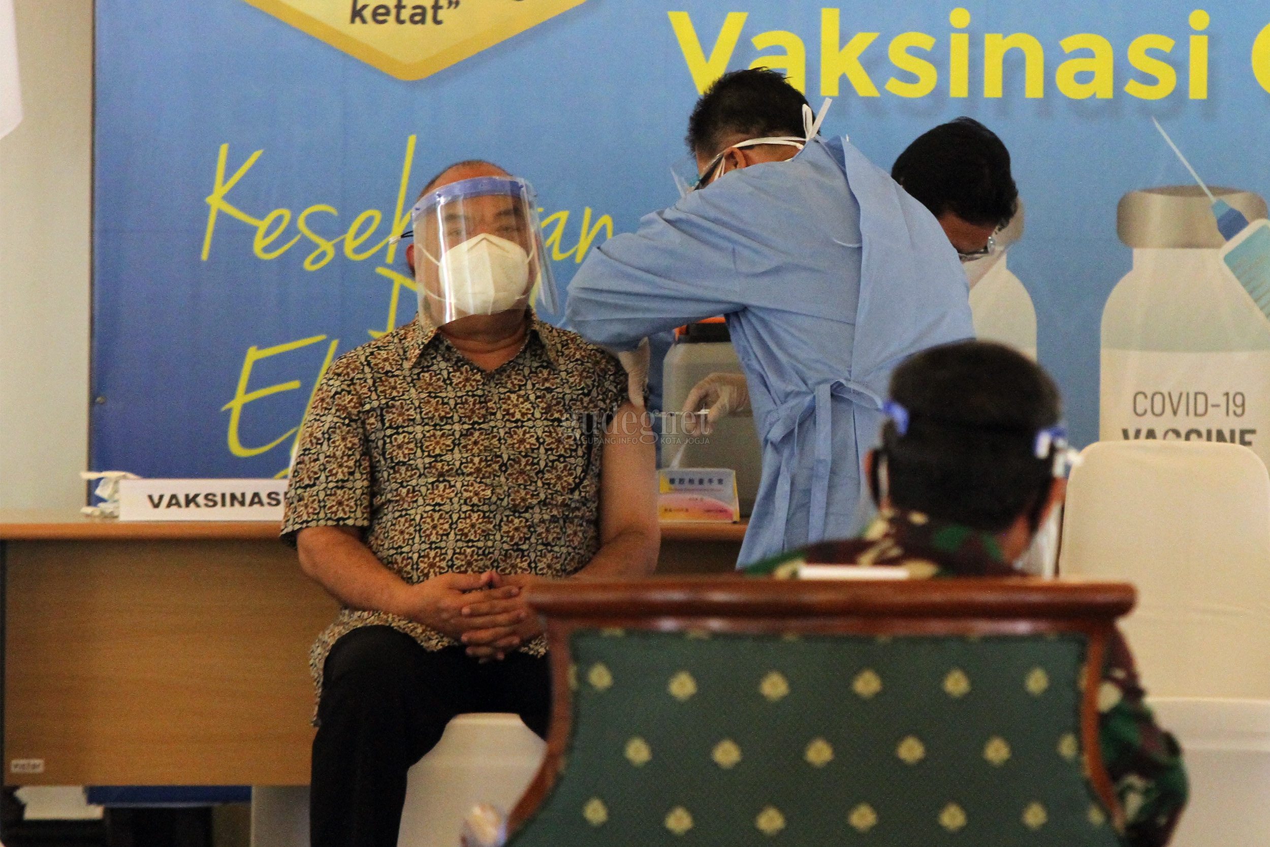 Kick Off Vaksinasi Covid-19 DIY, Wagub: Seperti Disuntik Biasa Kick Off Vaksinasi Covid-19 DIY, Wagub: Seperti Disuntik Biasa