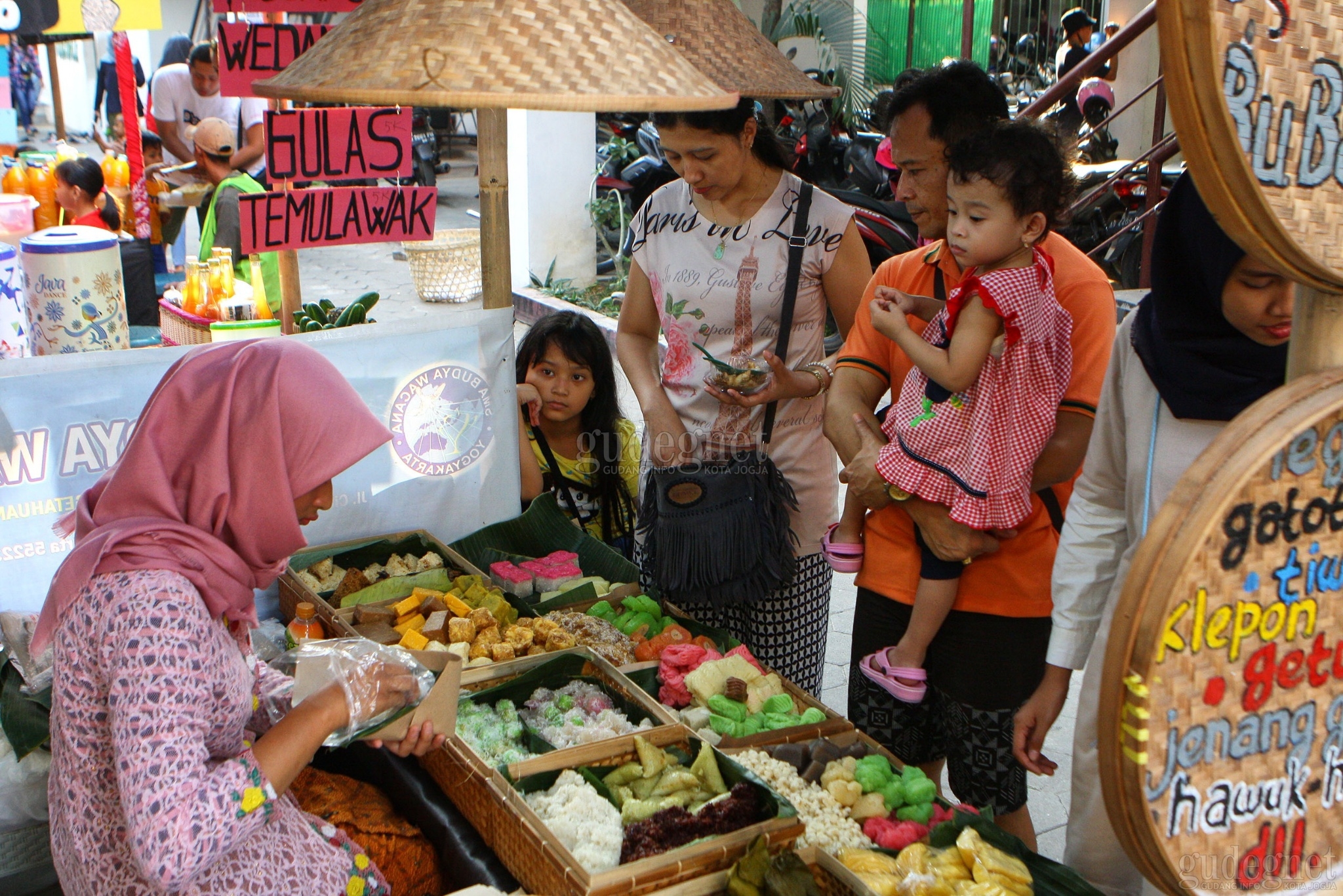 Warga Gunungketur Akan Gelar 'Warsimah' Pasar Kuliner dan Jajanan Tempo Dulu Warga Gunungketur Akan Gelar 'Warsimah' Pasar Kuliner dan Jajanan Tempo Dulu