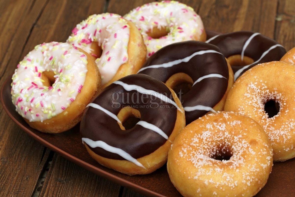 Resep Donat Gampang, Tanpa Menguleni Adonan Resep Donat Gampang, Tanpa Menguleni Adonan