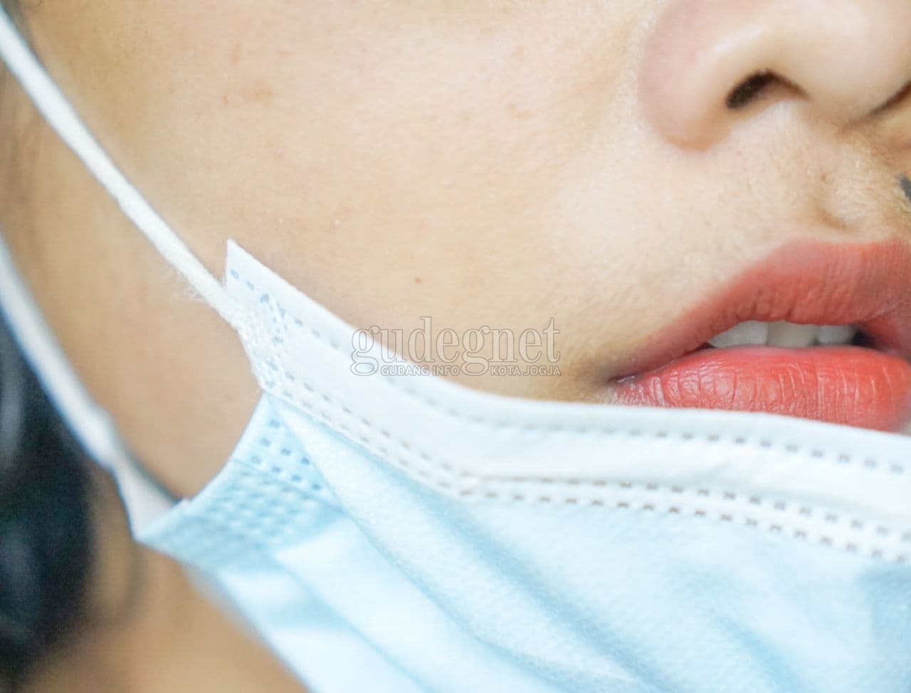 Lipstik Tahan Lama Walaupun Pakai Masker Lipstik Tahan Lama Walaupun Pakai Masker