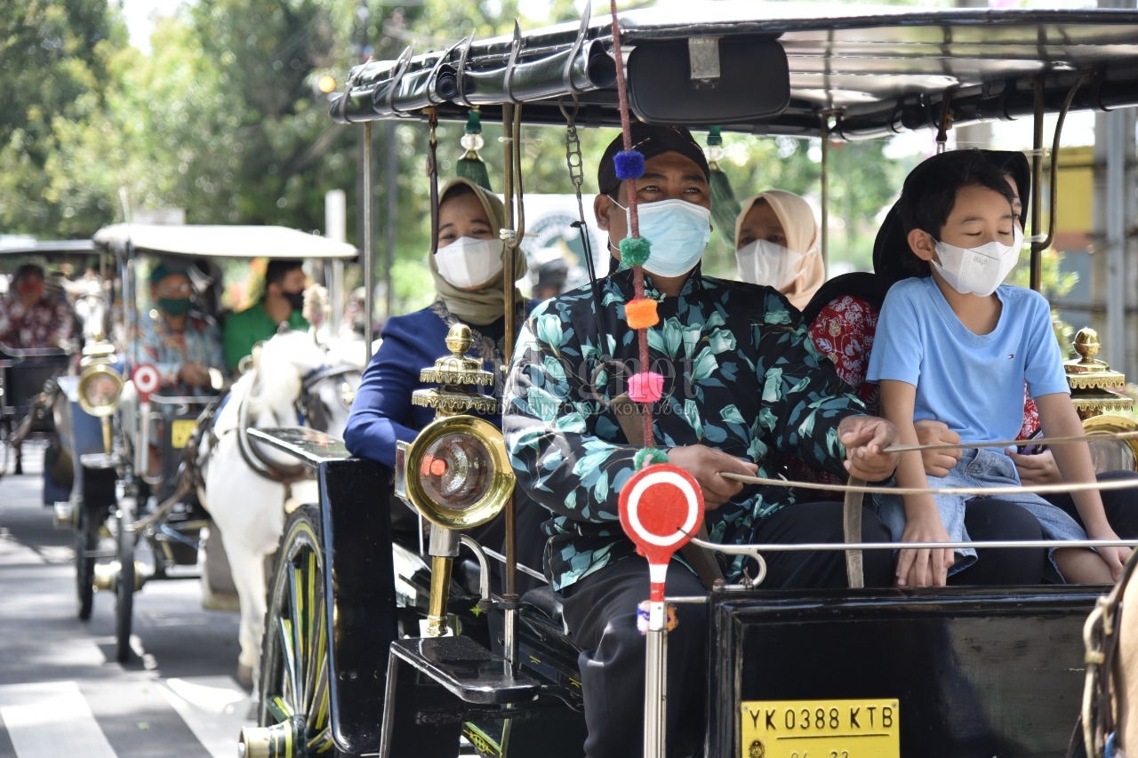 Ada Andong dalam Mal Ada Andong dalam Mal