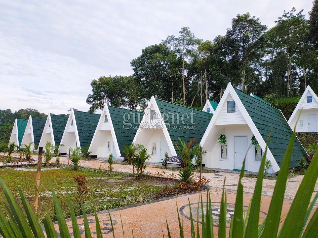 Rekomendasi Empat Tempat Glamping Seru Rekomendasi Empat Tempat Glamping Seru