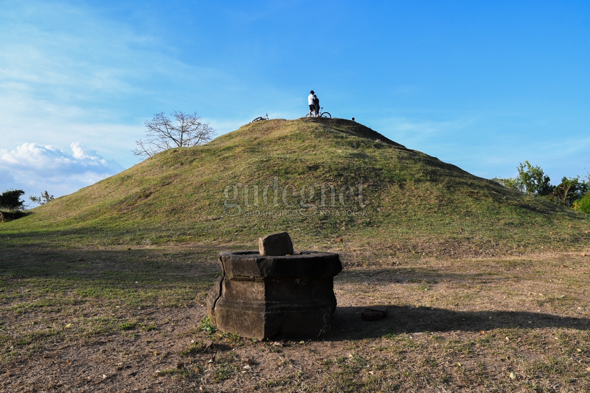 5 Candi Anti-'Mainstream' yang Cantik untuk Dikunjungi 5 Candi Anti-'Mainstream' yang Cantik untuk Dikunjungi