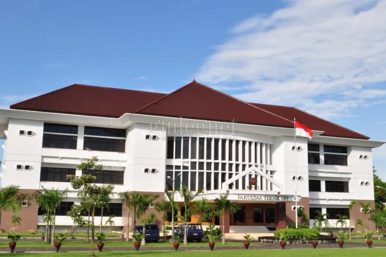 Mahasiswa UNY Ciptakan Alat Sortir Jambu Biji Berbasis Artificial Intelligence Mahasiswa UNY Ciptakan Alat Sortir Jambu Biji Berbasis Artificial Intelligence