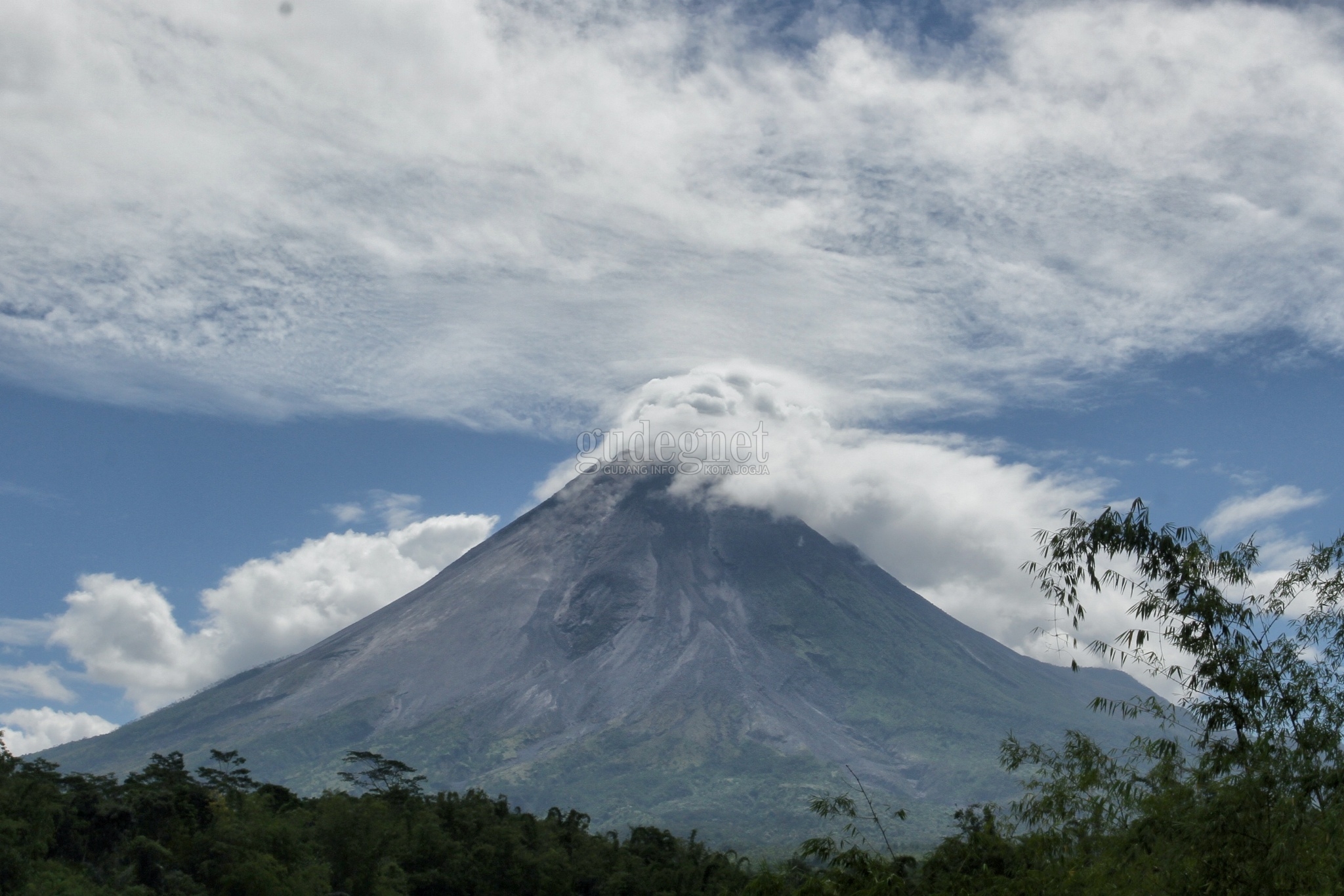 Aktivitas Merapi Masih Tinggi, 12 Kali Awan Panas dalam Sepekan