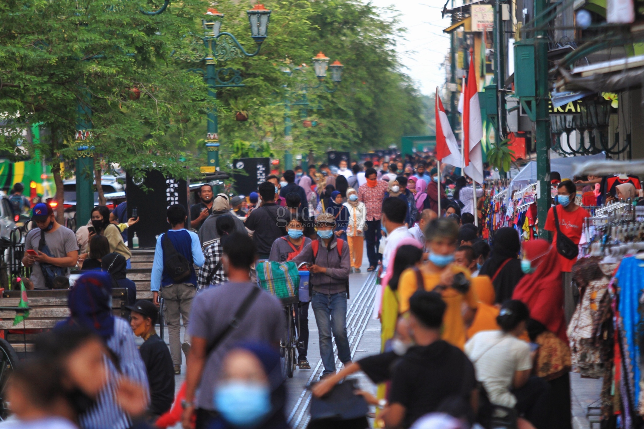PPKM Mikro Diperpanjang, Tidak Hanya DIY Tapi Seluruh Indonesia PPKM Mikro Diperpanjang, Tidak Hanya DIY Tapi Seluruh Indonesia