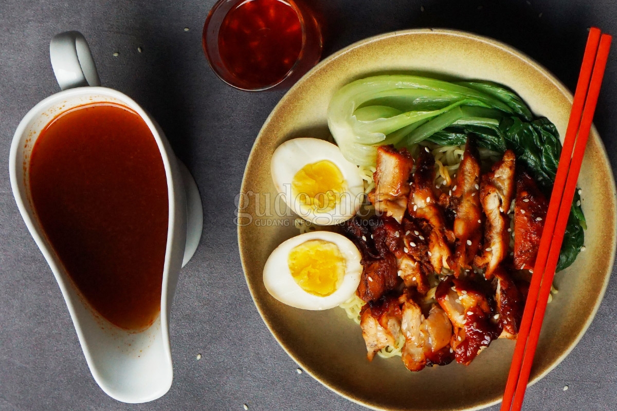 Ramyun Kuah Whiskey dan Nonton Sepuasnya di Artotel Ramyun Kuah Whiskey dan Nonton Sepuasnya di Artotel