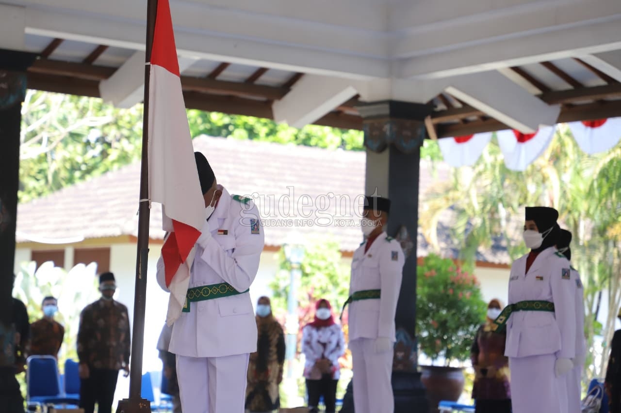 Sleman Pilih 9 Orang Paskibraka untuk Upacara Peringatan HUT ke-76 RI Sleman Pilih 9 Orang Paskibraka untuk Upacara Peringatan HUT ke-76 RI
