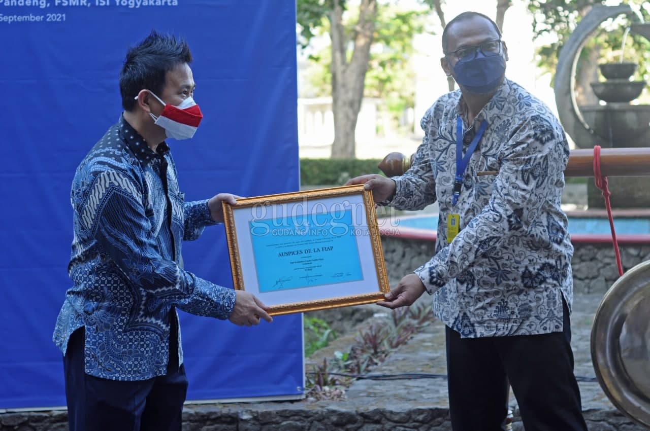 Galeri Pandeng FSMR ISI Yogyakarta Jadi FIAP Exhibition Center Pertama di Asia Tenggara Galeri Pandeng FSMR ISI Yogyakarta Jadi FIAP Exhibition Center Pertama di Asia Tenggara