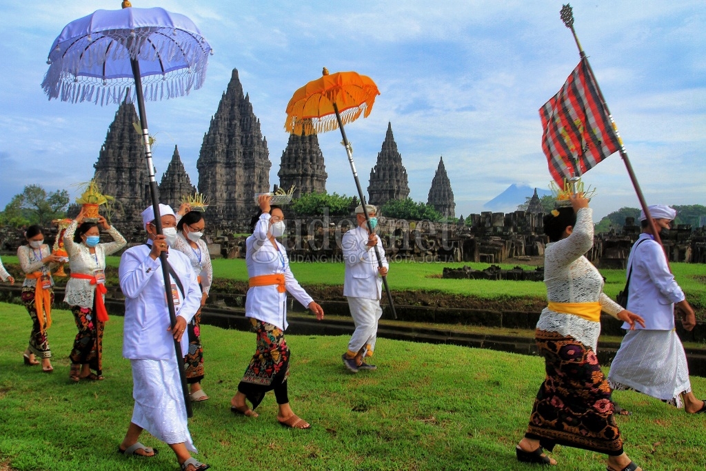 Candi Prambanan Akan Dijadikan Pusat Ibadah Umat Hindu Dunia Candi Prambanan Akan Dijadikan Pusat Ibadah Umat Hindu Dunia