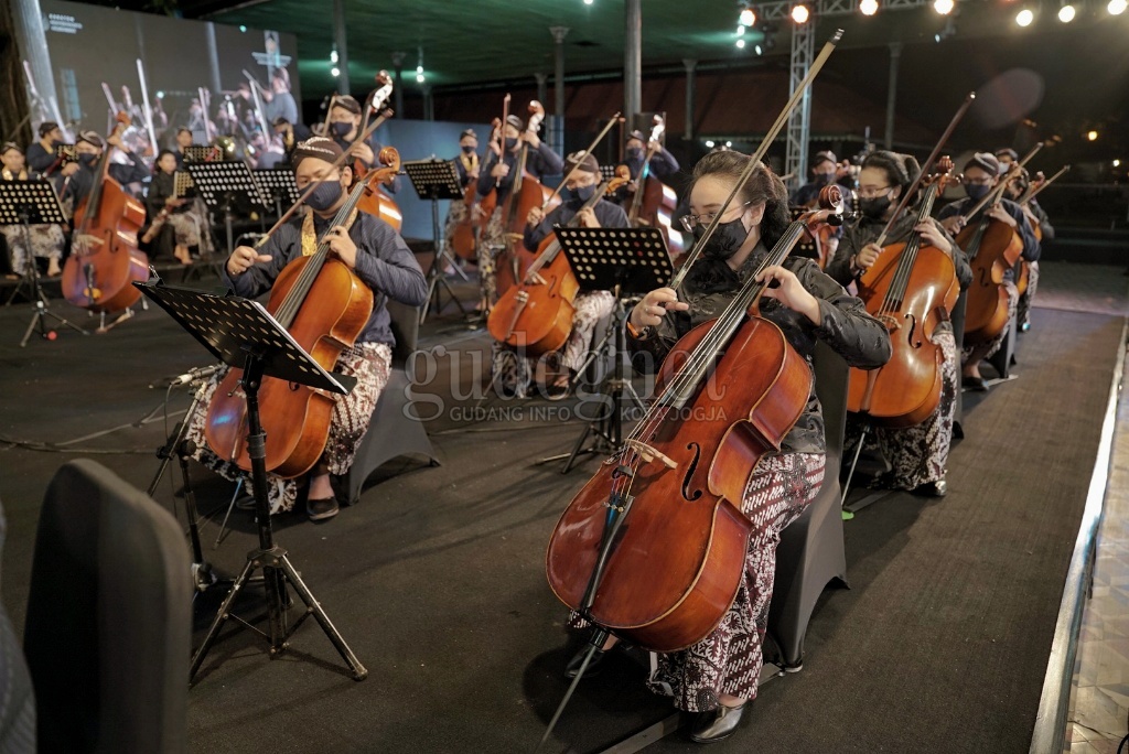 Konser Akhir Tahun, Royal Orchestra Kolaborasi dengan Violis Asal Jerman Konser Akhir Tahun, Royal Orchestra Kolaborasi dengan Violis Asal Jerman