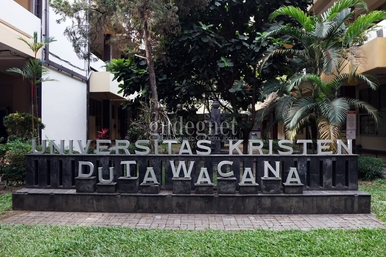 UKDW Perkuat Kerja Sama dengan IAIS UKDW Perkuat Kerja Sama dengan IAIS