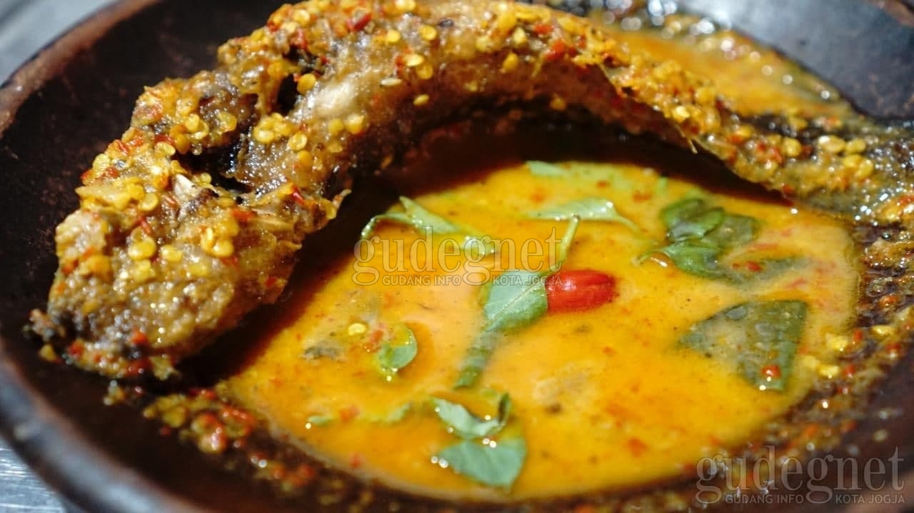 Lima Rekomendasi Tempat Makan Mangut Lele Lima Rekomendasi Tempat Makan Mangut Lele