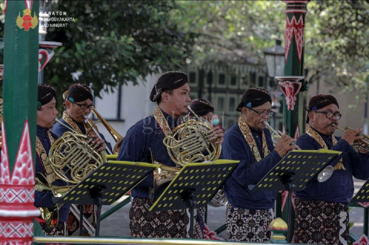 Peringati Hari Pahlawan Nasional, Keraton Yogyakarta Gelar Pentas Musikan Mandalasana Peringati Hari Pahlawan Nasional, Keraton Yogyakarta Gelar Pentas Musikan Mandalasana