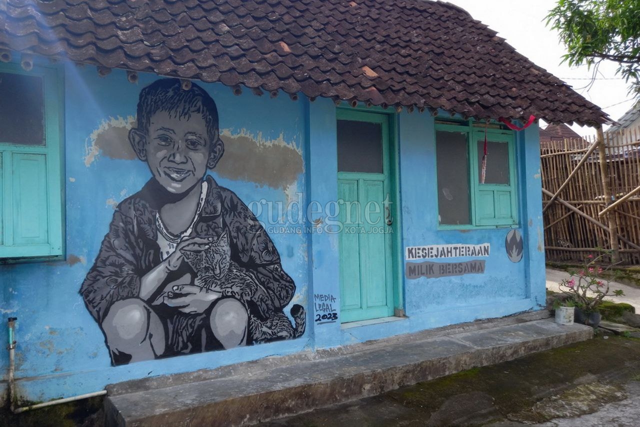 &ldquo;Mural to Kampung&rdquo;, Upaya Membendung Laju Pengkotaan Wilayah Desa