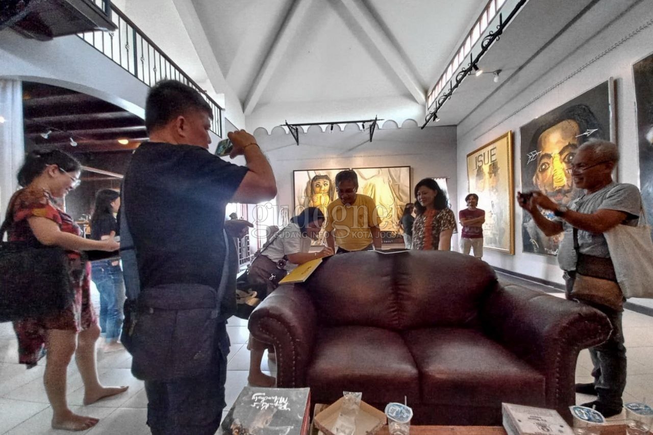 Delapan Perupa Filipina Kunjungi Studio Seni di Yogyakarta Delapan Perupa Filipina Kunjungi Studio Seni di Yogyakarta