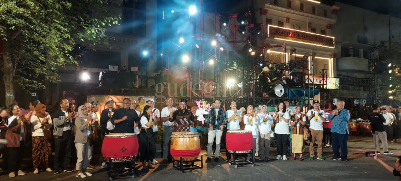 Gelaran Jogja Cross Culture (JCC) 2023 dalam Menjaga Detak Jantung Seni Budaya di Malioboro Gelaran Jogja Cross Culture (JCC) 2023 dalam Menjaga Detak Jantung Seni Budaya di Malioboro