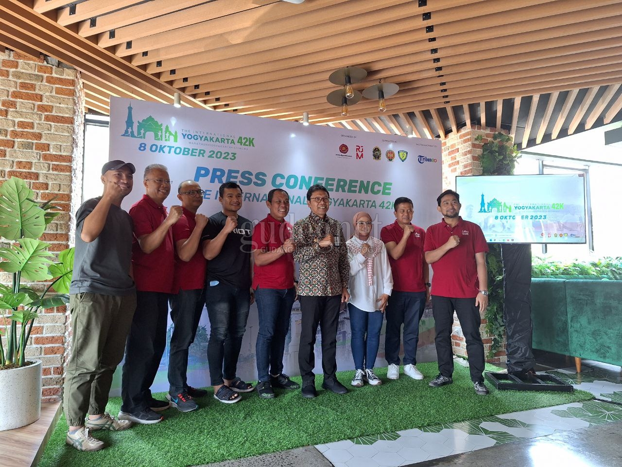 Ribuan Pelari Akan Meriahkan The International Yogyakarta 42K Marathon (TIY42K) Ribuan Pelari Akan Meriahkan The International Yogyakarta 42K Marathon (TIY42K)