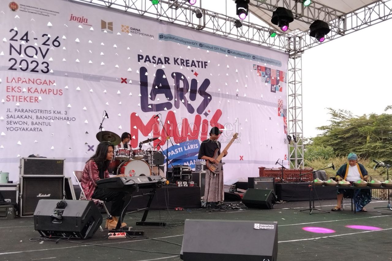 Penampilan Perdana Vertigong dalam Pasar Kreatif &ldquo;Laris Manis&rdquo;