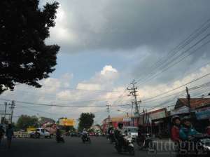 Libur Panjang, Jogja Masih Hujan 