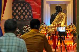 Perayaan Ditiadakan, Detik-detik Waisak Digelar Virtual