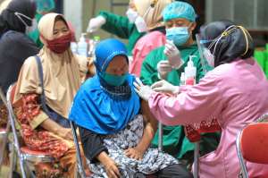 Vaksinasi Pedagang Pasar Tradisional, Pedagang: Sempat Takut Tapi Harus